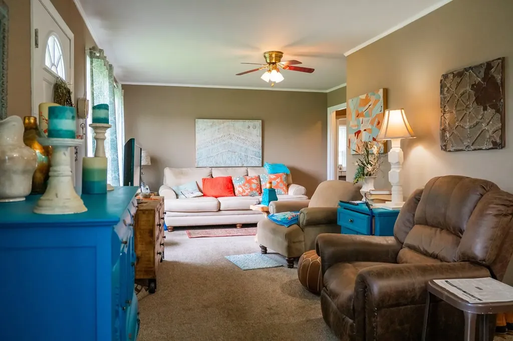 280 Blue Hill Lane Gainesboro TN 38562