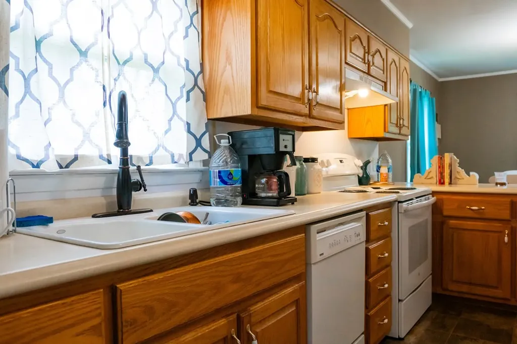 280 Blue Hill Lane Gainesboro TN 38562