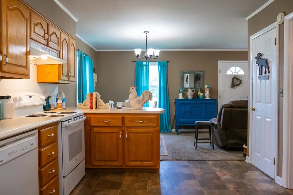 280 Blue Hill Lane Gainesboro TN 38562