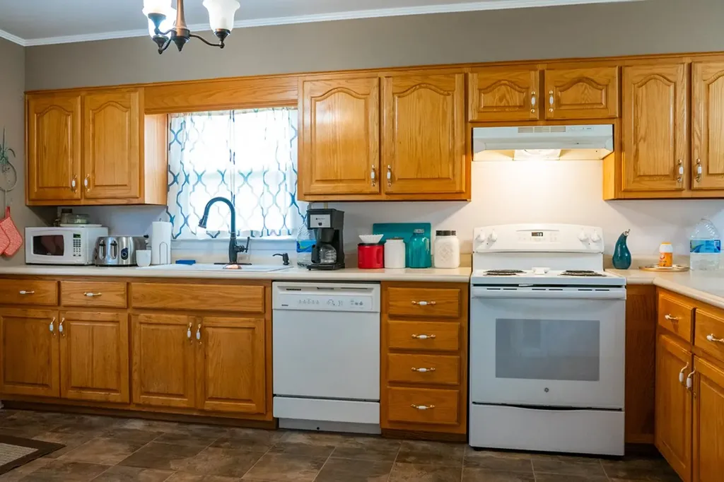 280 Blue Hill Lane Gainesboro TN 38562