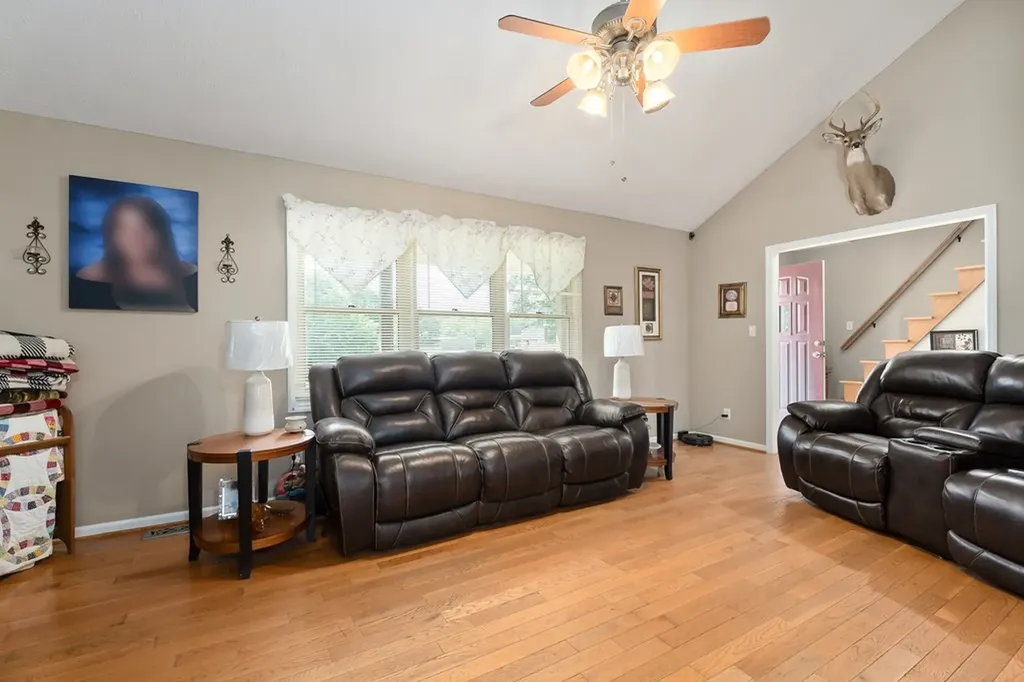 2876 Hilham Highway Hilham TN 38568