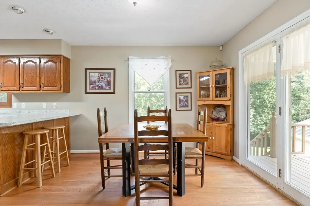 2876 Hilham Highway Hilham TN 38568