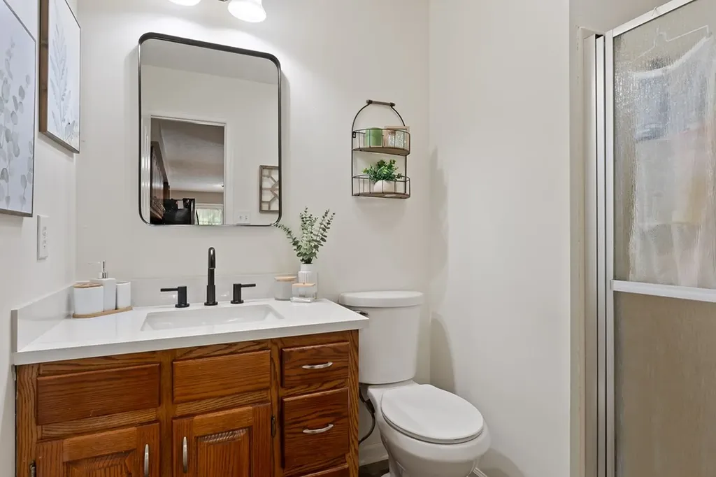 2876 Hilham Highway Hilham TN 38568