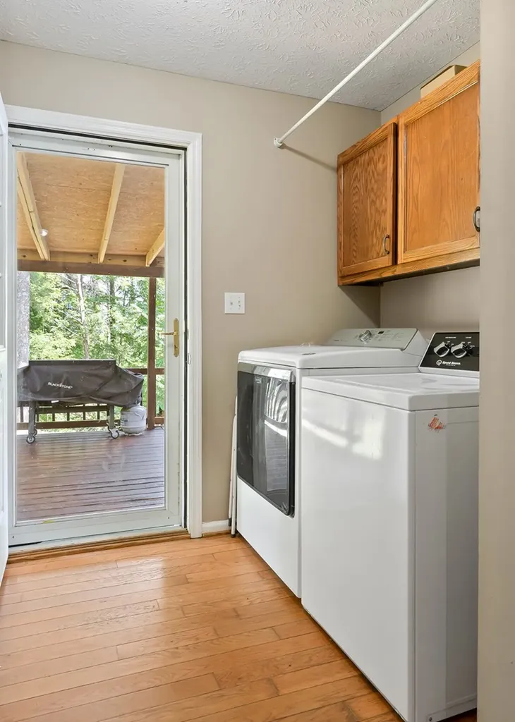 2876 Hilham Highway Hilham TN 38568