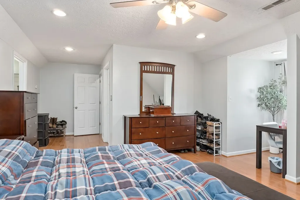 2876 Hilham Highway Hilham TN 38568