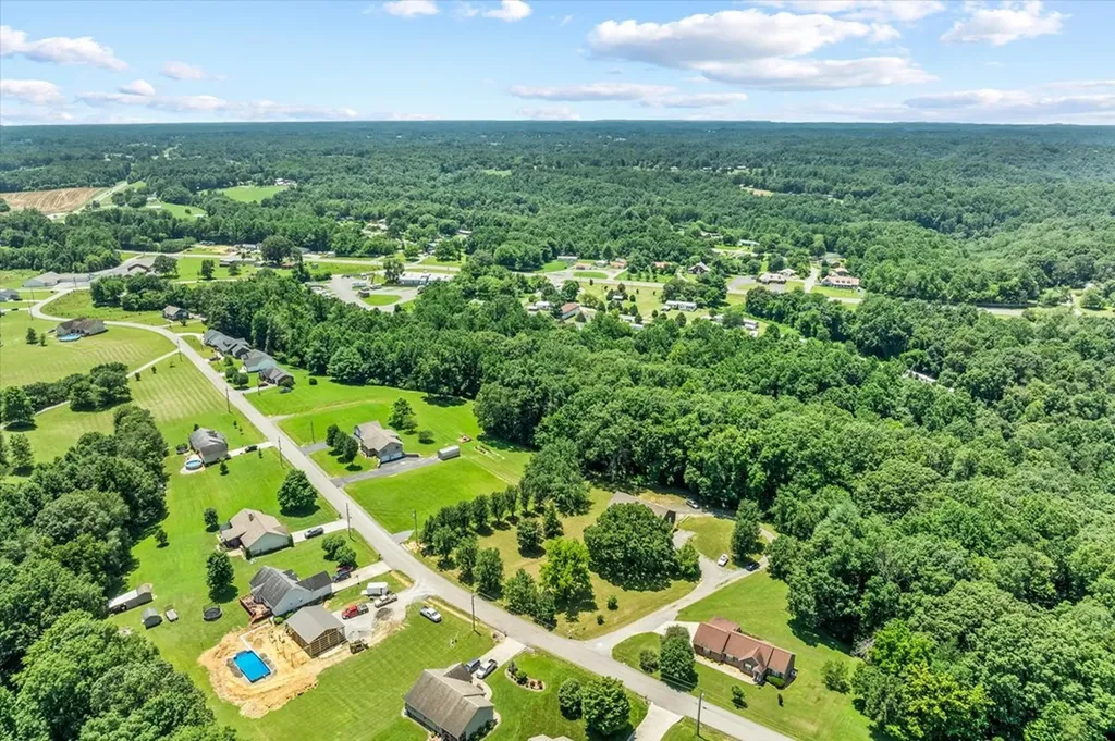 347 Hailey Ridge Lane Gainesboro TN 38562