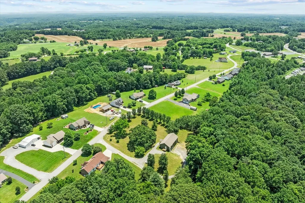 347 Hailey Ridge Lane Gainesboro TN 38562