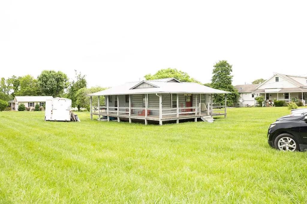 1003 Saxony Avenue Jamestown TN 38556