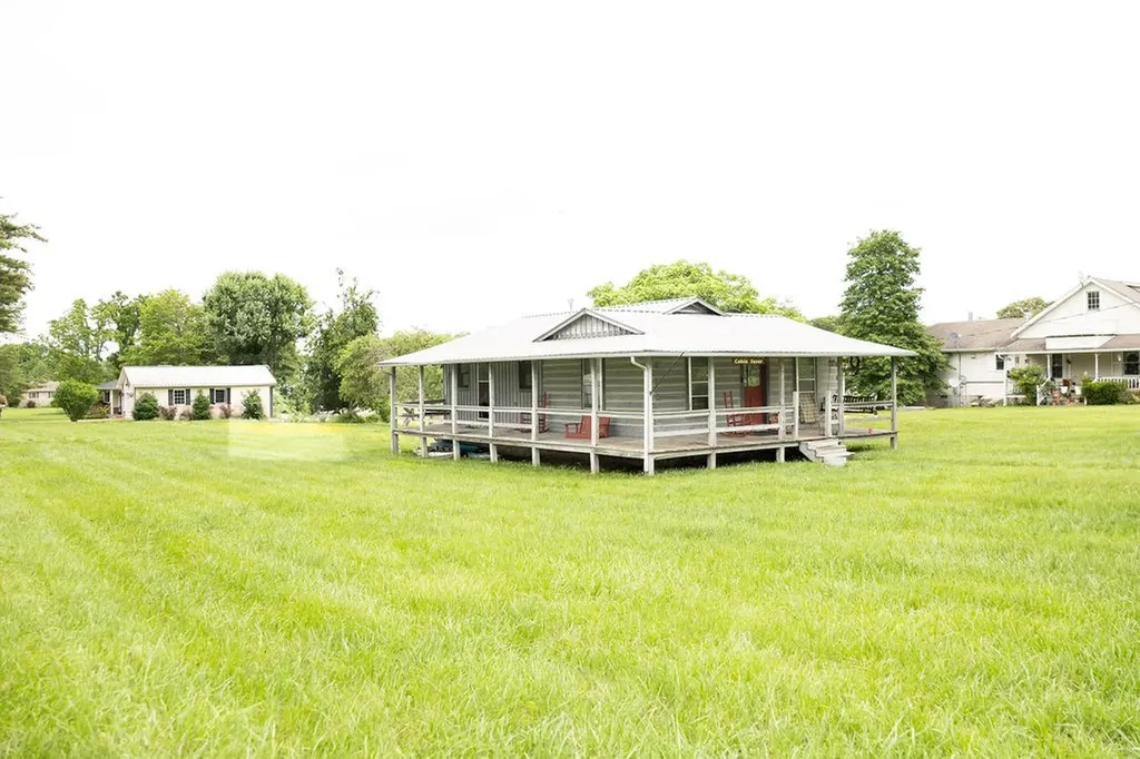 1003 Saxony Avenue Jamestown TN 38556