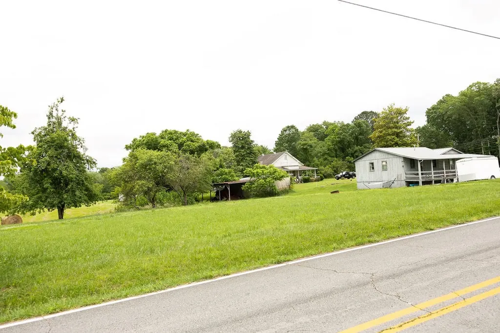 1003 Saxony Avenue Jamestown TN 38556