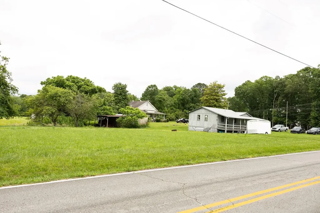 1003 Saxony Avenue Jamestown TN 38556