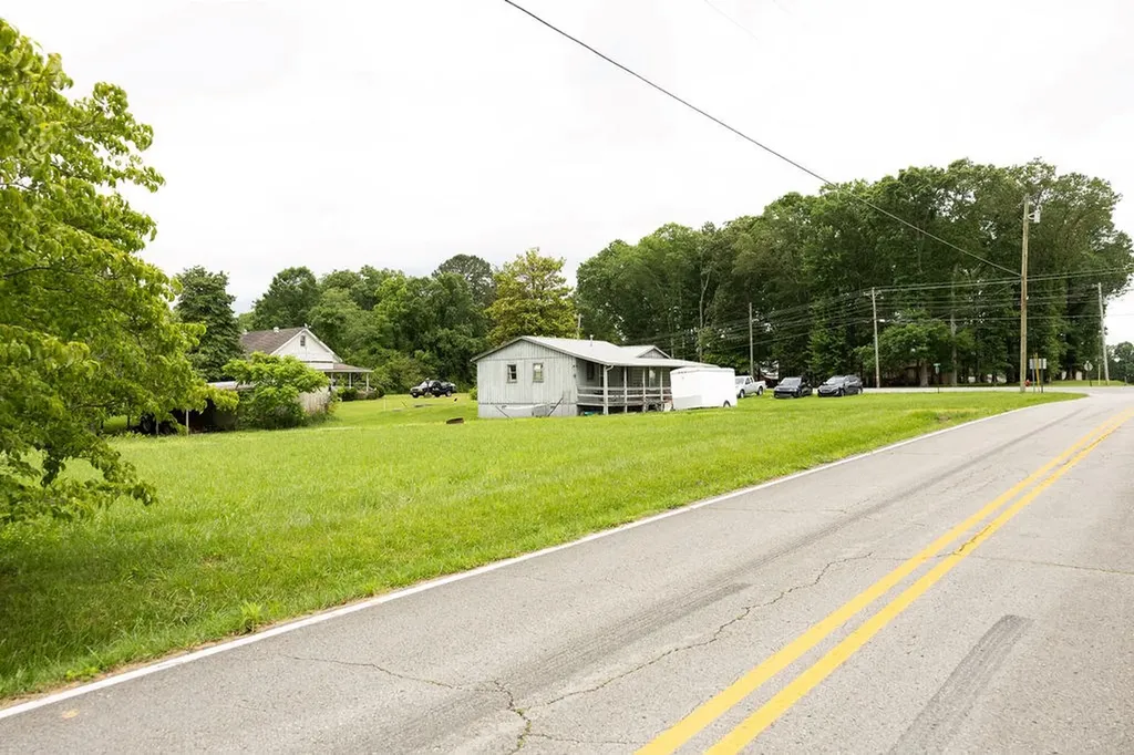 1003 Saxony Avenue Jamestown TN 38556