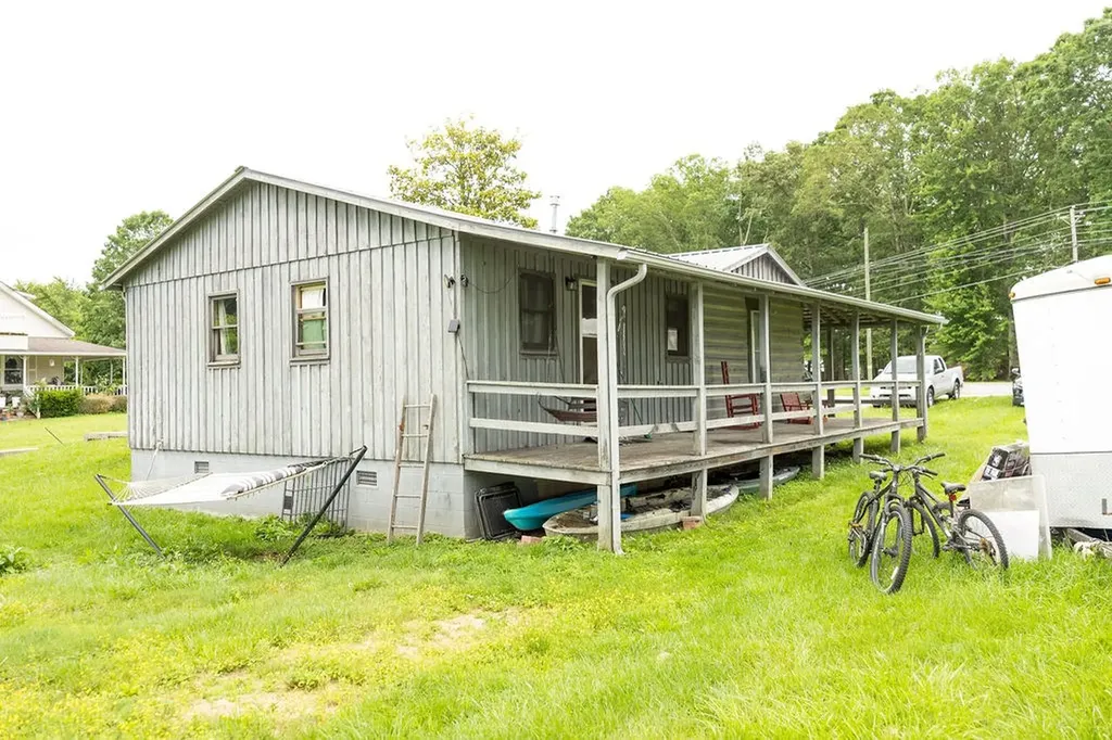 1003 Saxony Avenue Jamestown TN 38556