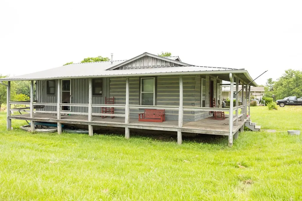 1003 Saxony Avenue Jamestown TN 38556