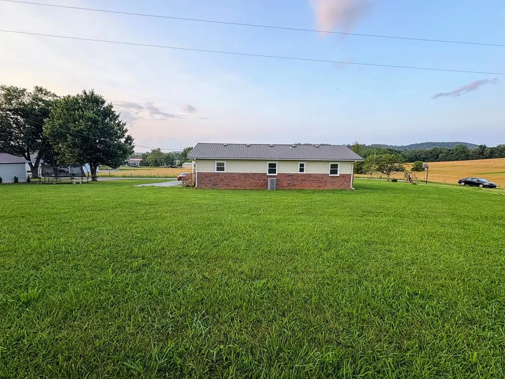 128 Hall Lane Rickman TN 38580