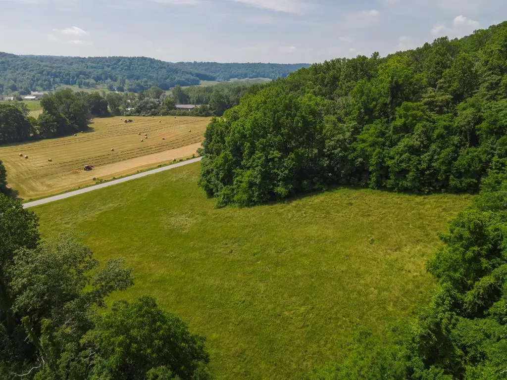 25.94 Ac E Highway 70 Cookeville TN 38506