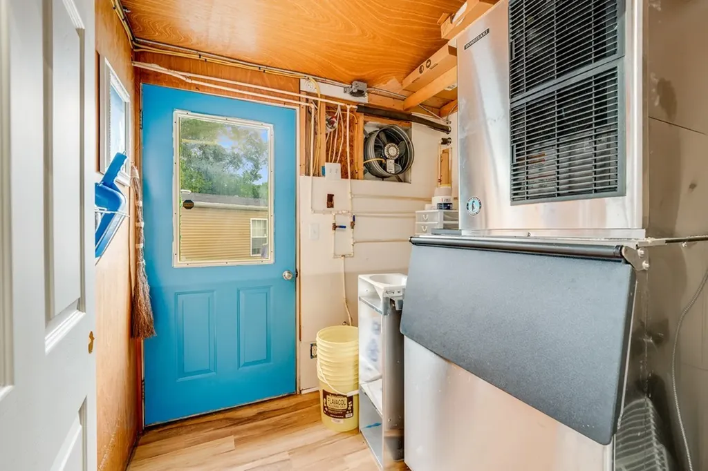 6826 Smithville Highway Silver Point TN 38582