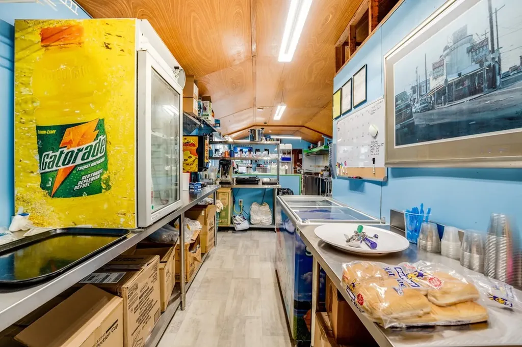 6826 Smithville Highway Silver Point TN 38582