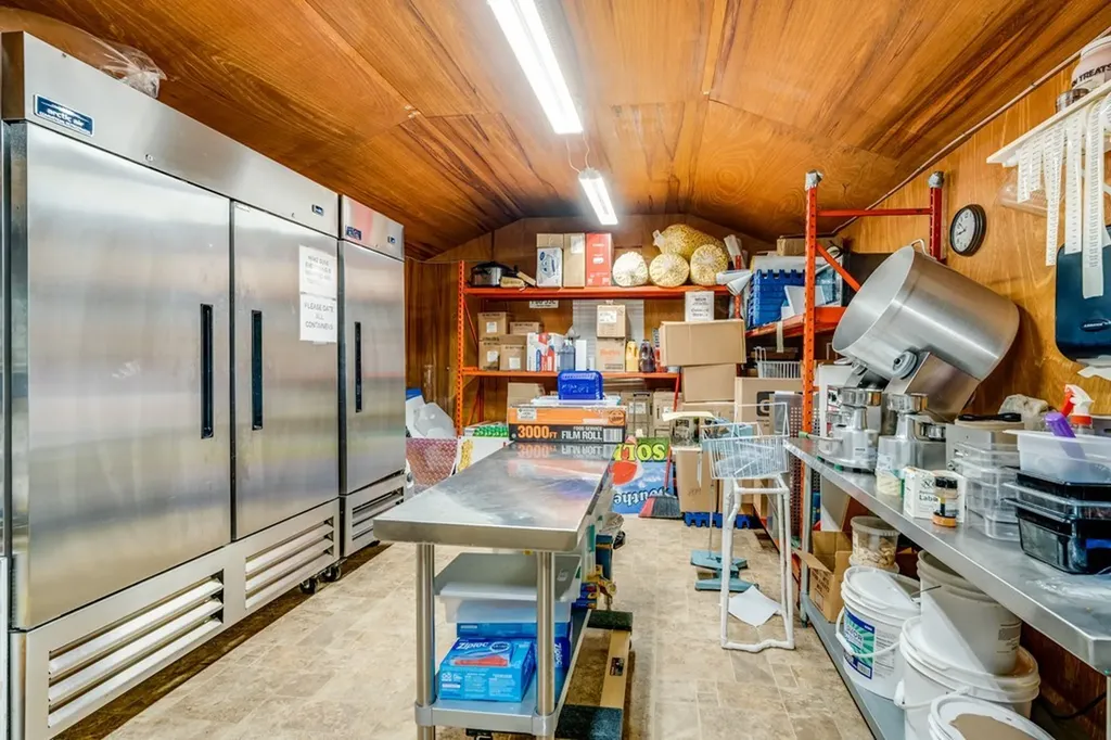 6826 Smithville Highway Silver Point TN 38582