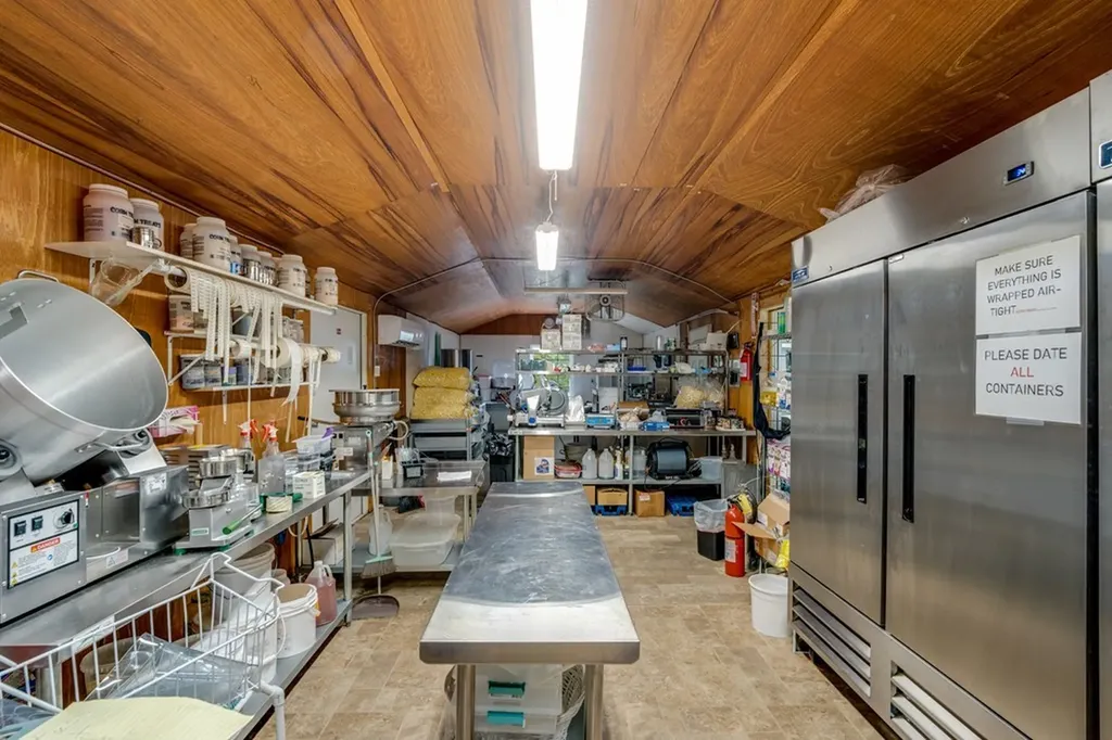 6826 Smithville Highway Silver Point TN 38582