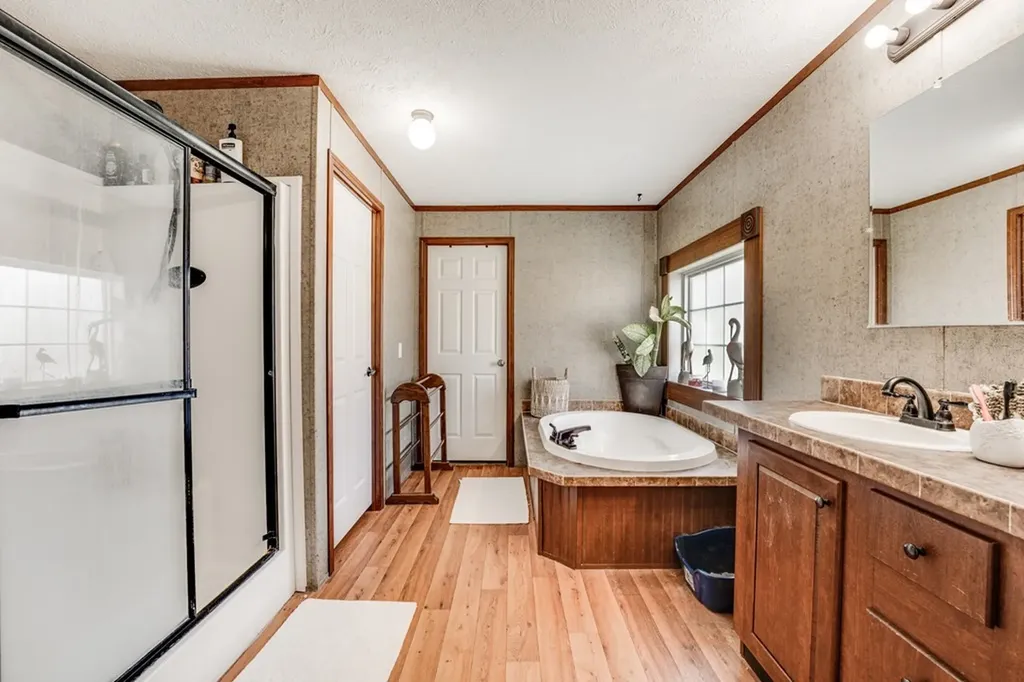 6826 Smithville Highway Silver Point TN 38582