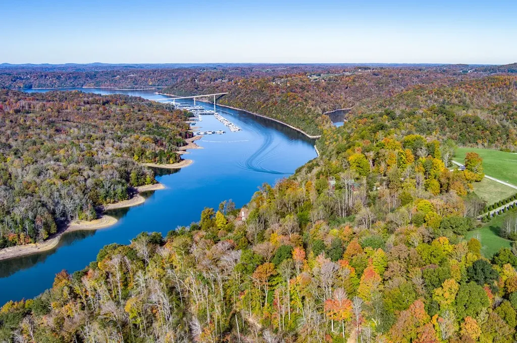 Lot 19 Amonett Circle Byrdstown TN 38549