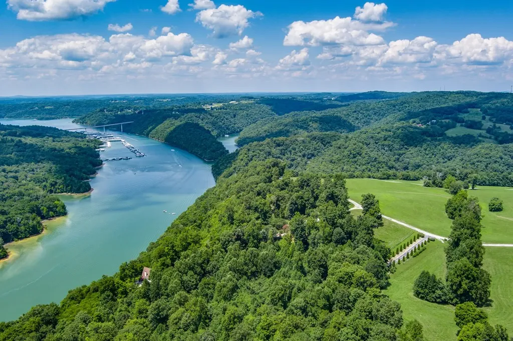 Lot 26 Amonett Circle Byrdstown TN 38549