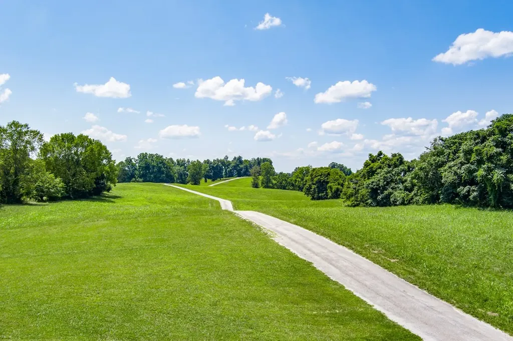 Lot 18 Amonett Circle Byrdstown TN 37067