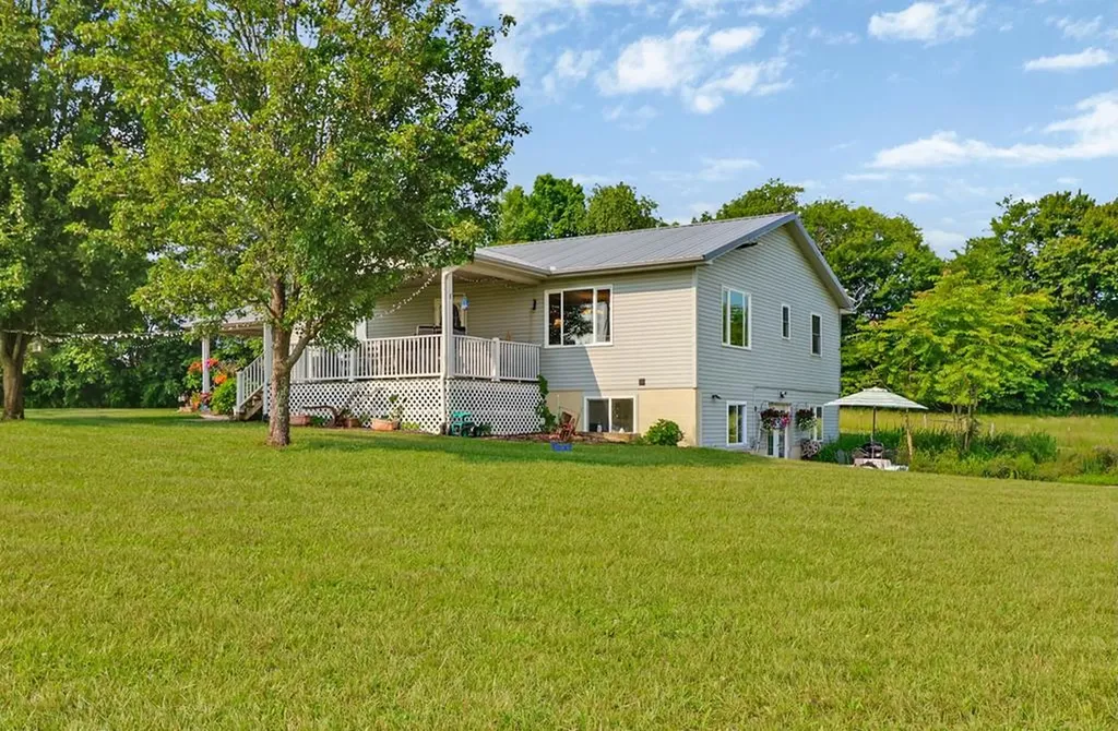 4250 Standing Rock Road Jamestown TN 38556