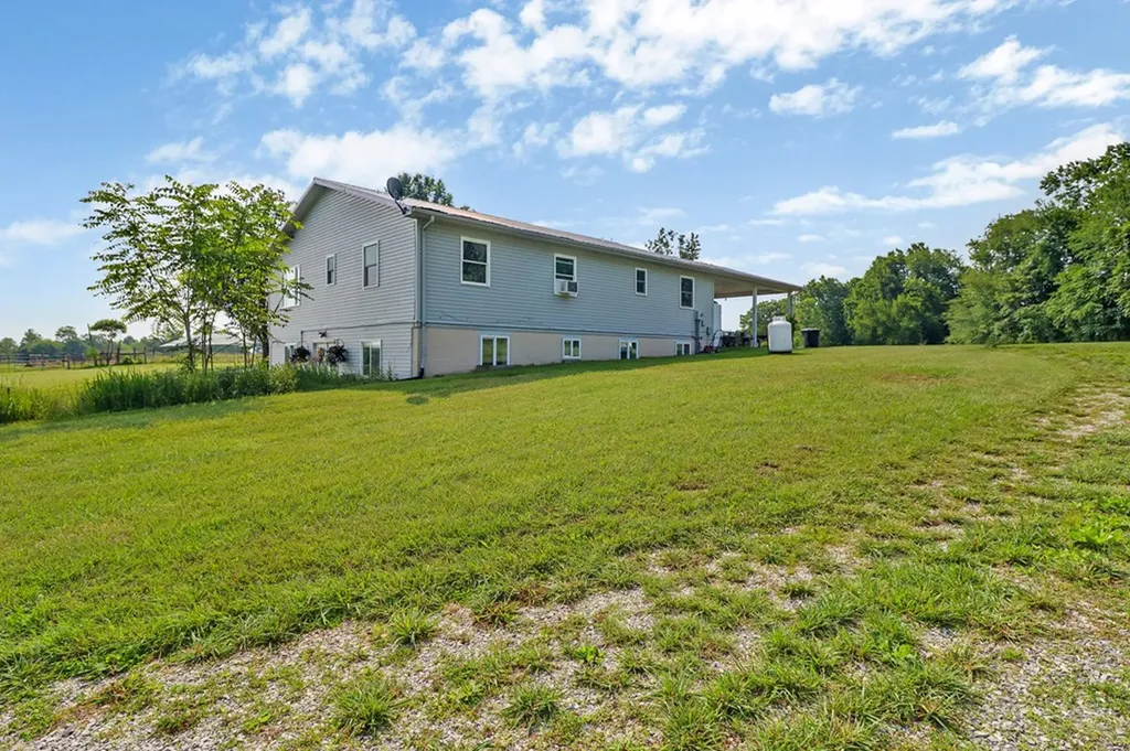 4250 Standing Rock Road Jamestown TN 38556