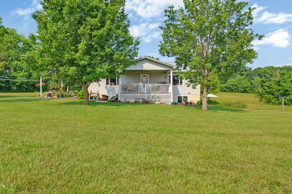 4250 Standing Rock Road Jamestown TN 38556