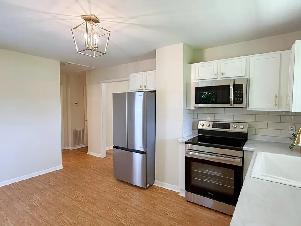 402 Standing Stone Highway Hilham TN 38568