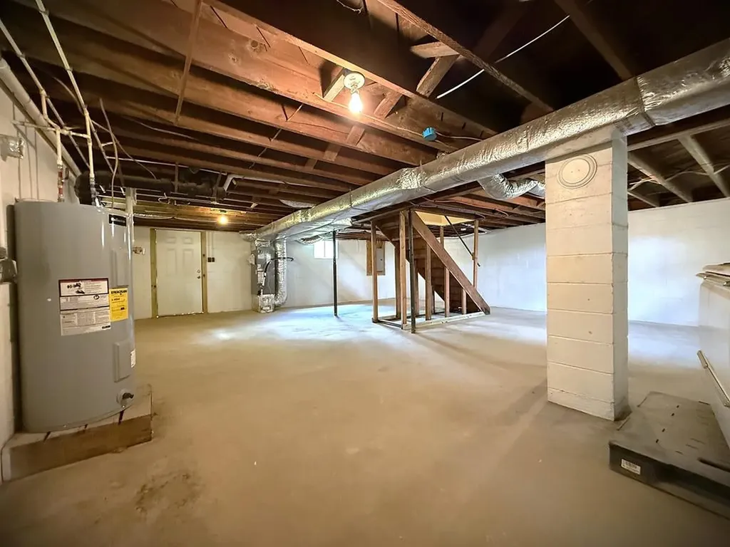 402 Standing Stone Highway Hilham TN 38568