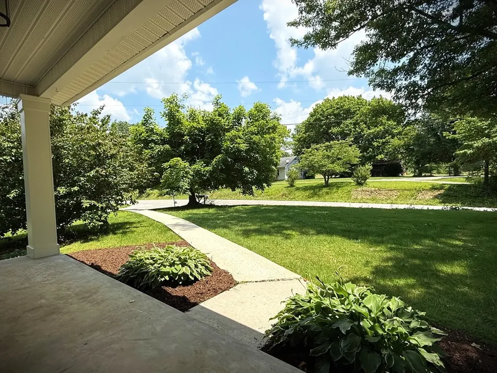 402 Standing Stone Highway Hilham TN 38568