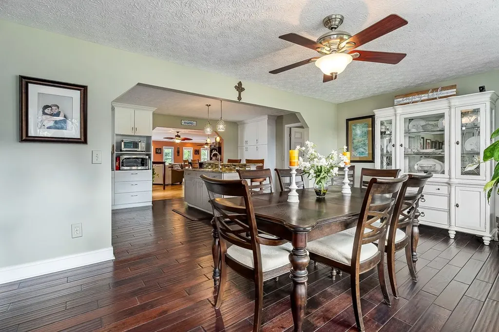 2376 Hurricane Ridge Road Smithville TN 37166