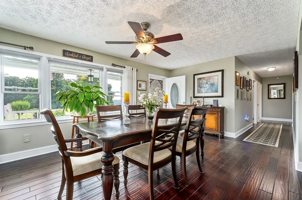 2376 Hurricane Ridge Road Smithville TN 37166