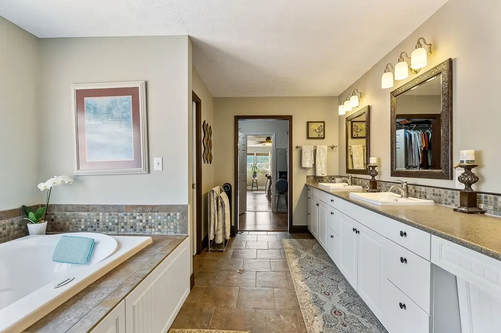 2376 Hurricane Ridge Road Smithville TN 37166