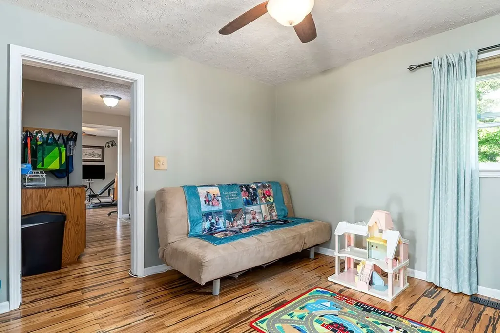 2376 Hurricane Ridge Road Smithville TN 37166