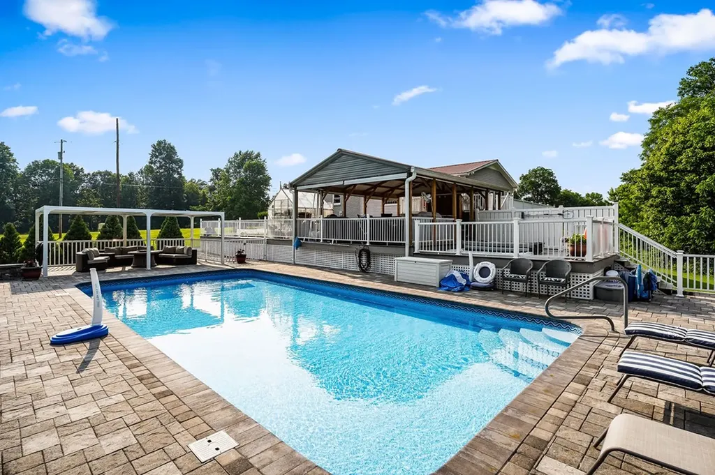 2376 Hurricane Ridge Road Smithville TN 37166