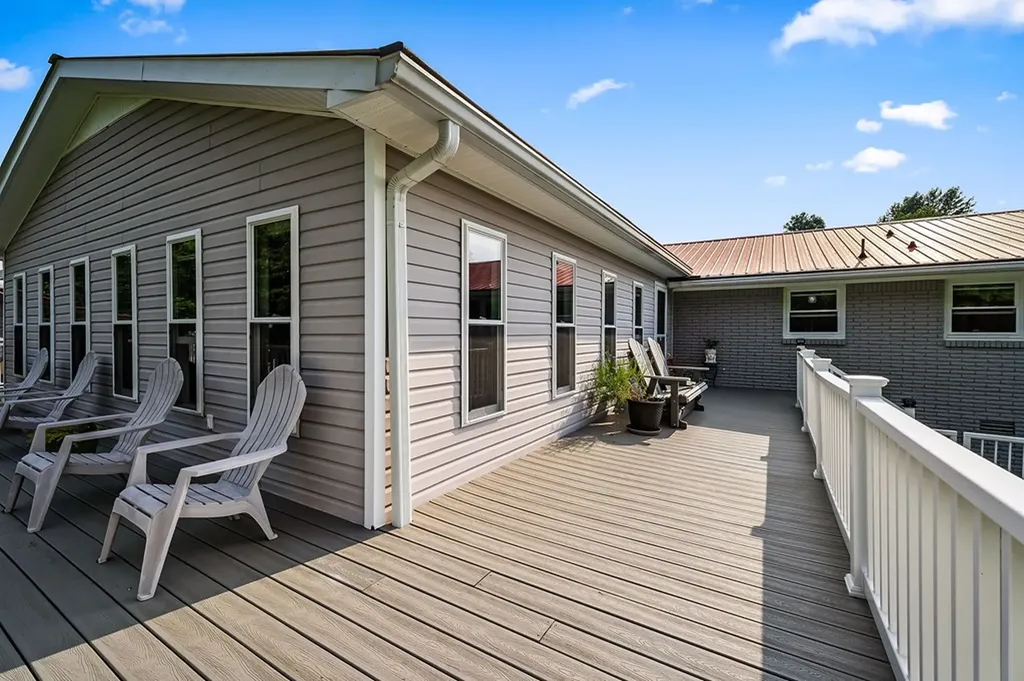 2376 Hurricane Ridge Road Smithville TN 37166