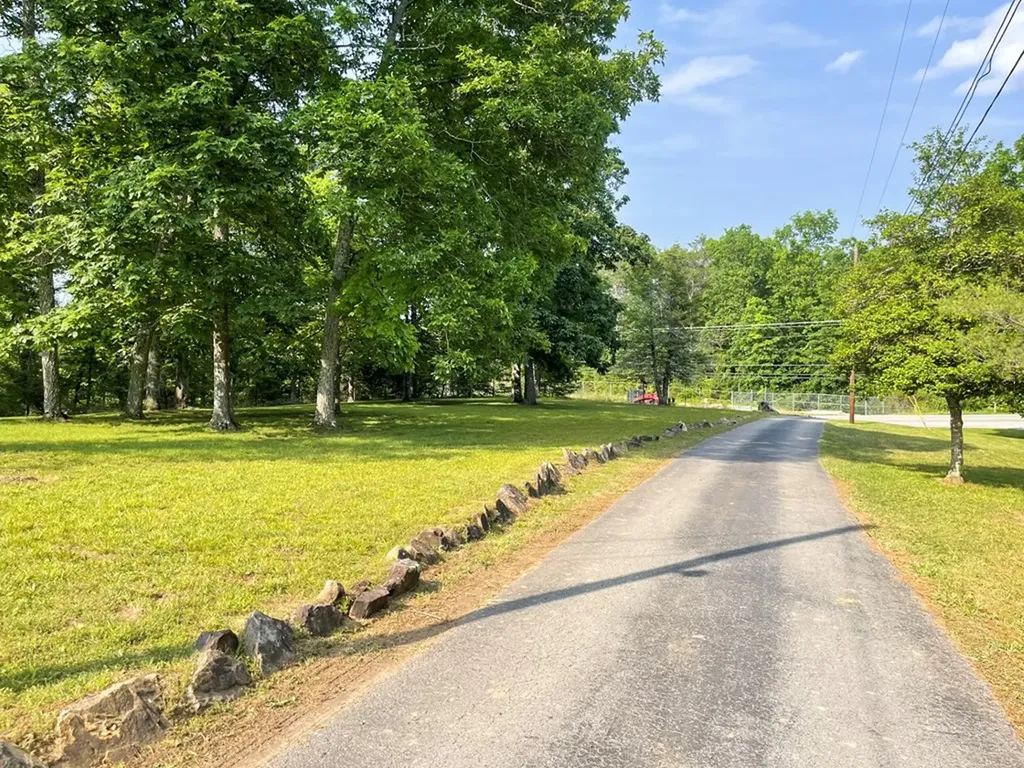 56 Robbins Nest Drive Crossville TN 38571