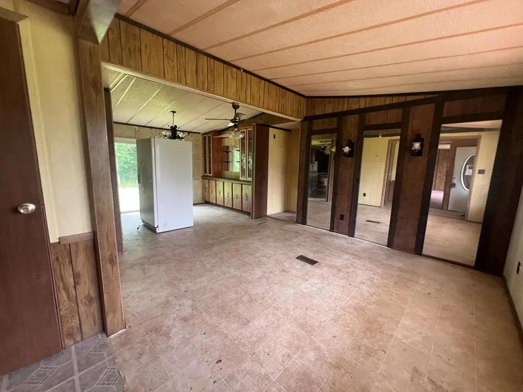 1311 Old Union Road Hilham TN 38568