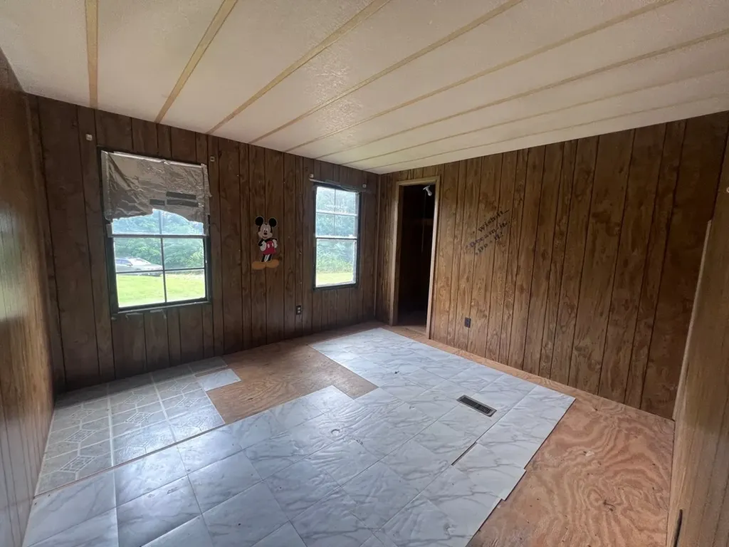 1311 Old Union Road Hilham TN 38568