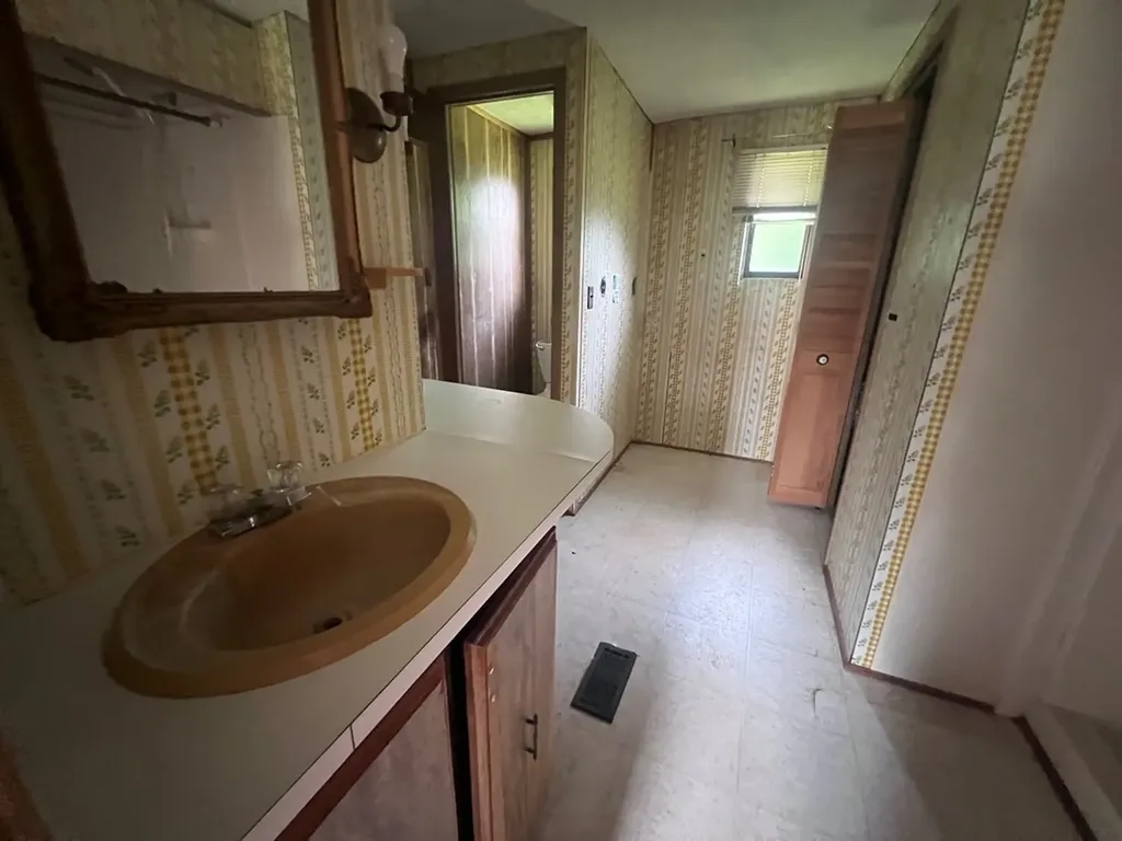 1311 Old Union Road Hilham TN 38568