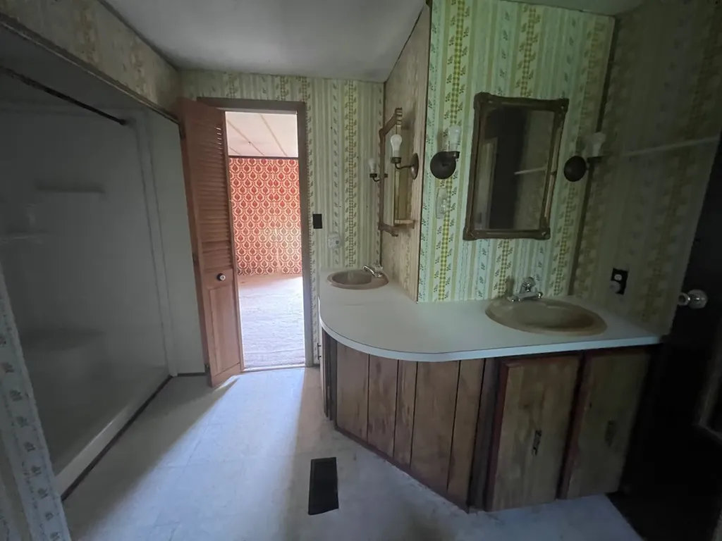 1311 Old Union Road Hilham TN 38568