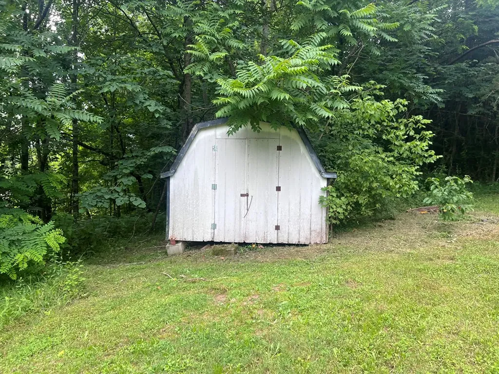 1311 Old Union Road Hilham TN 38568