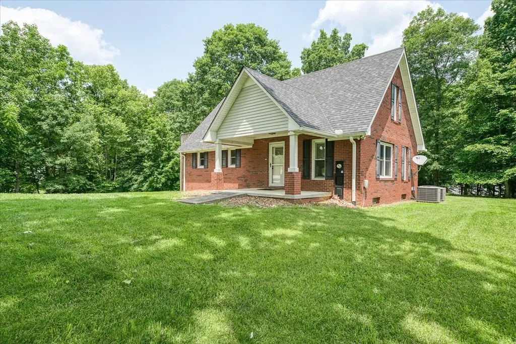 1250 Hill Cemetery Road Monroe TN 38573