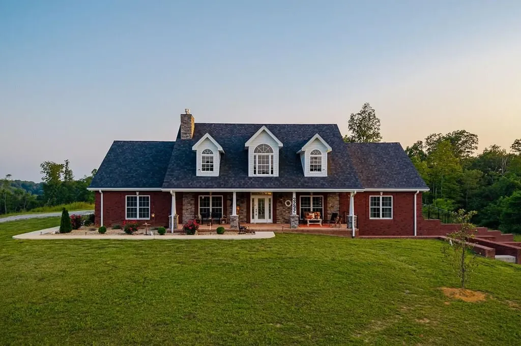 3292 Moss Arcott Celina TN 38551