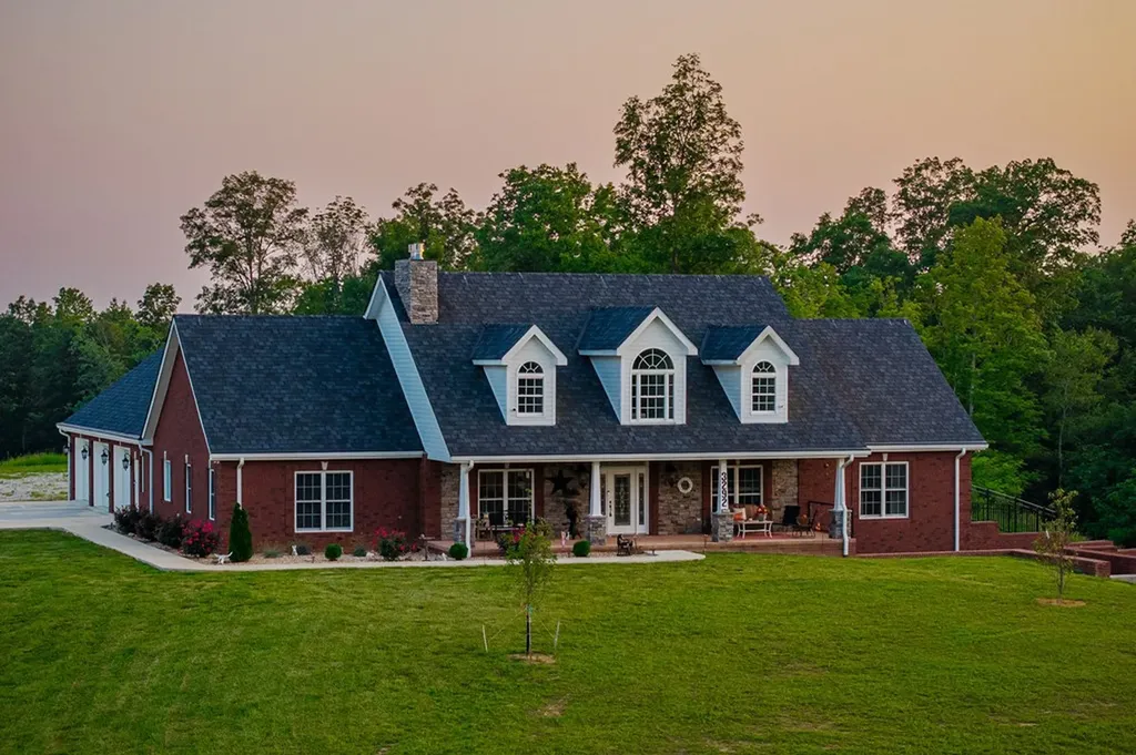 3292 Moss Arcott Celina TN 38551