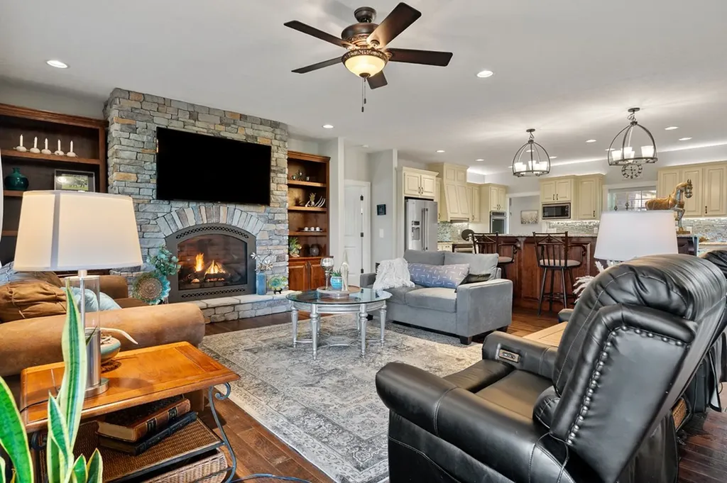 3292 Moss Arcott Celina TN 38551